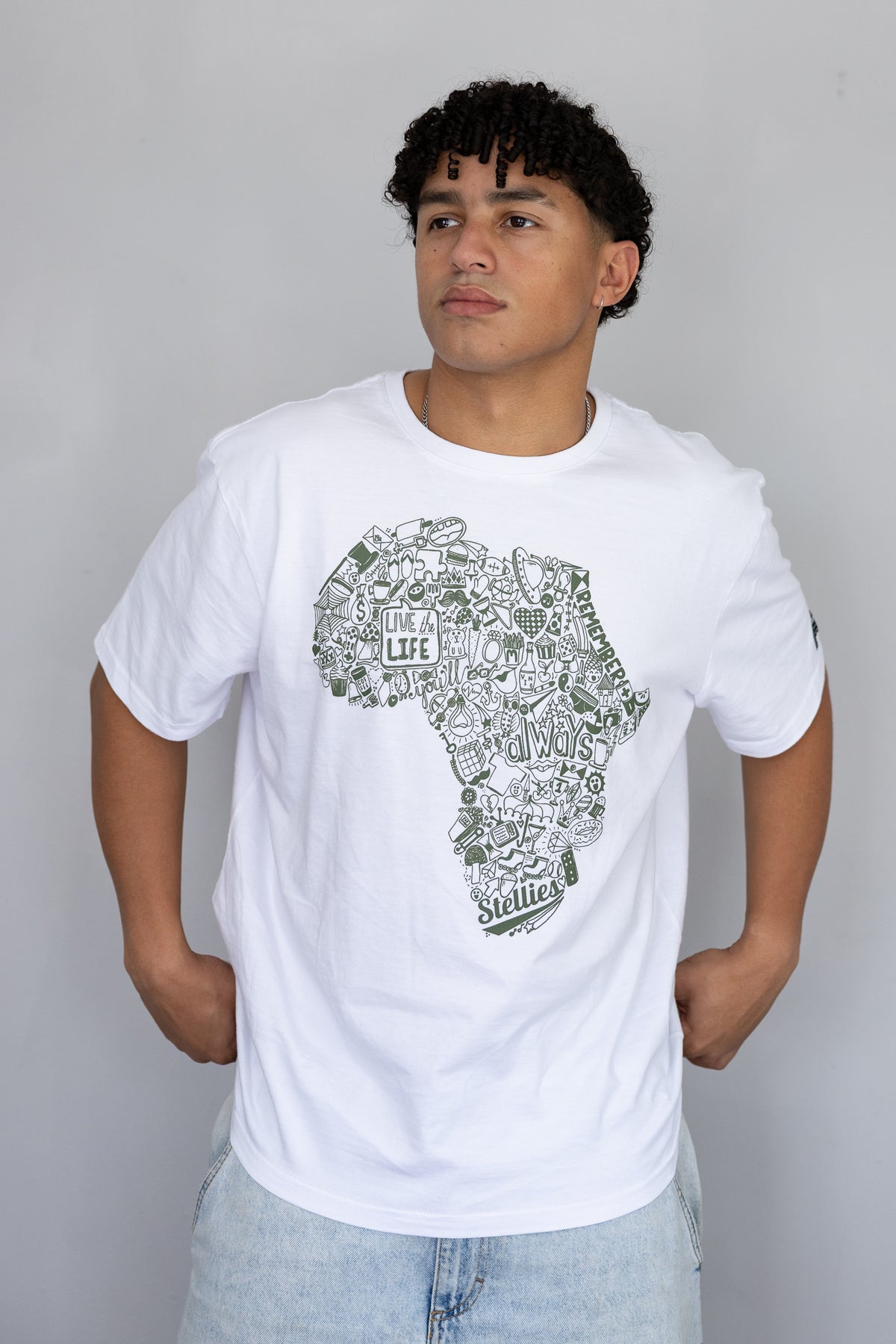 Africa Doodle T-shirt - White/Olive