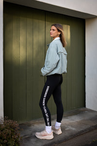 Contour Cross Leggings in Monochrome