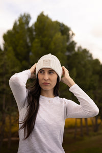 Cloud Rider Cable Knit Beanie in Crème