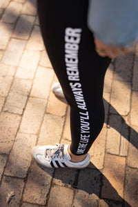 Contour Cross Leggings in Monochrome