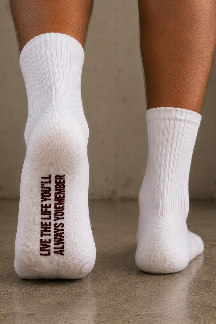 Stellies Socks in Cream and Crimson