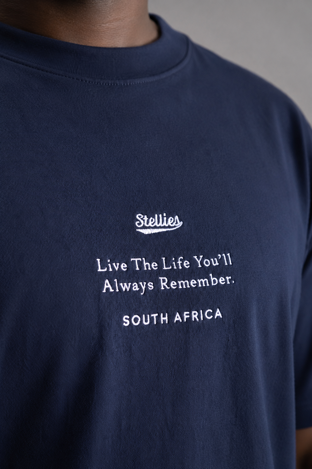 Prestige Tee in Solid Navy