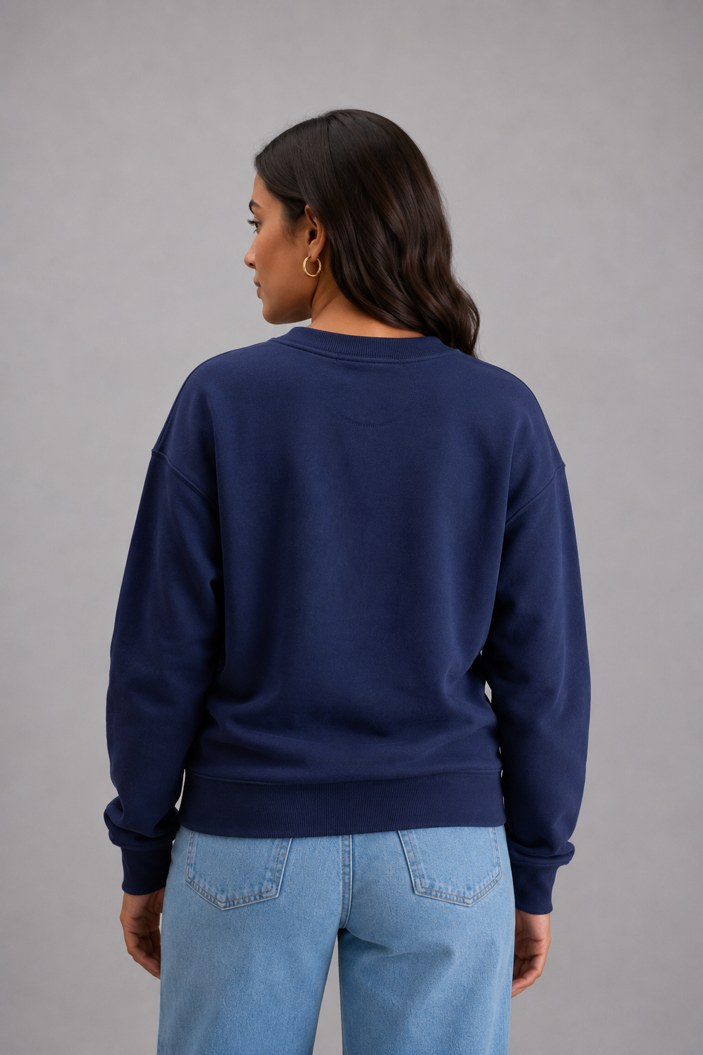 Prestige Relaxed Pullover in Navy