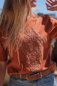 Africa Doodle T-shirt - Amber Brown