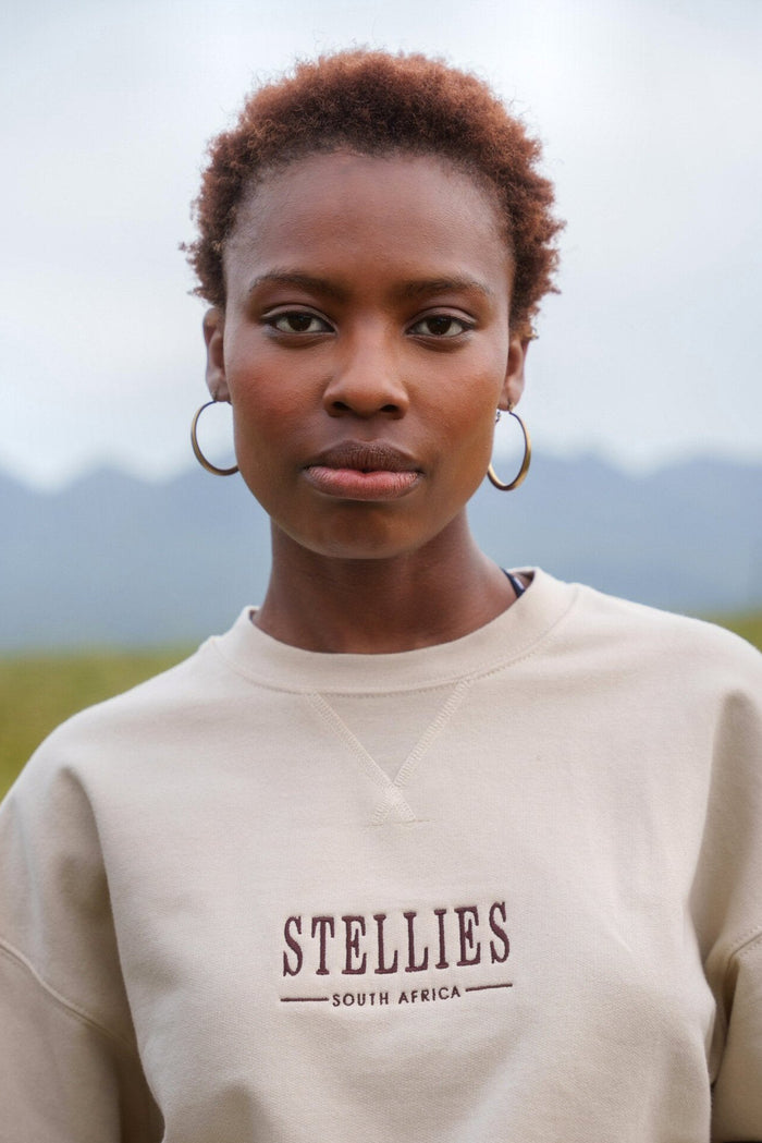 Signature Relaxed Pullover in Creme