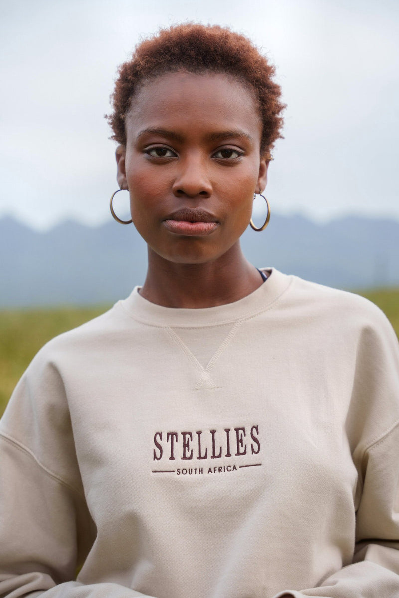 Signature Relaxed Pullover - Creme