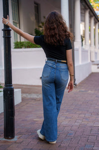 Mícke Tee in Ink Black