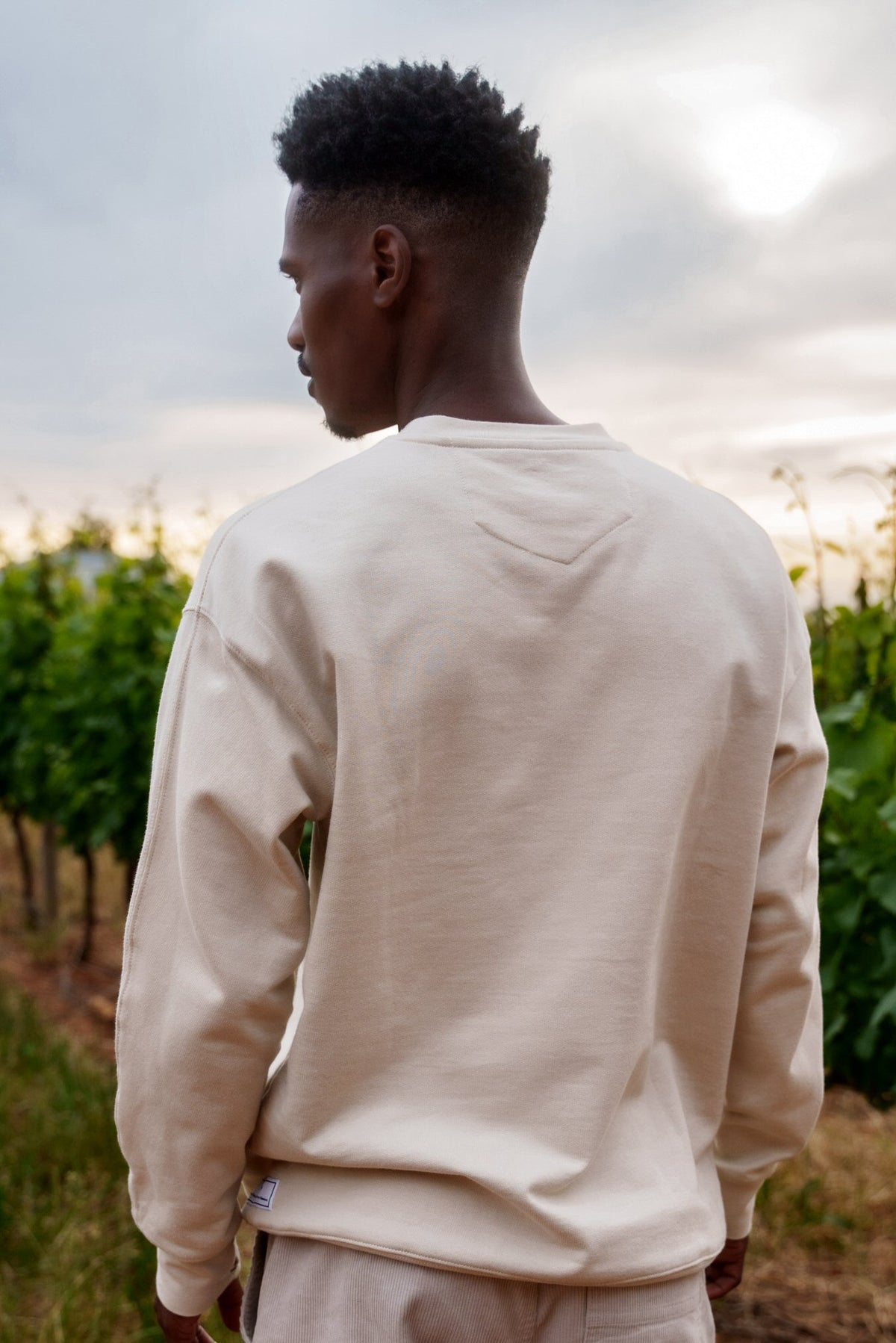 Signature Relaxed Pullover in Creme