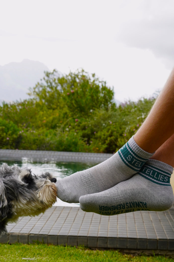 Stellies Quarter Length Socks in Heather Grey and Green