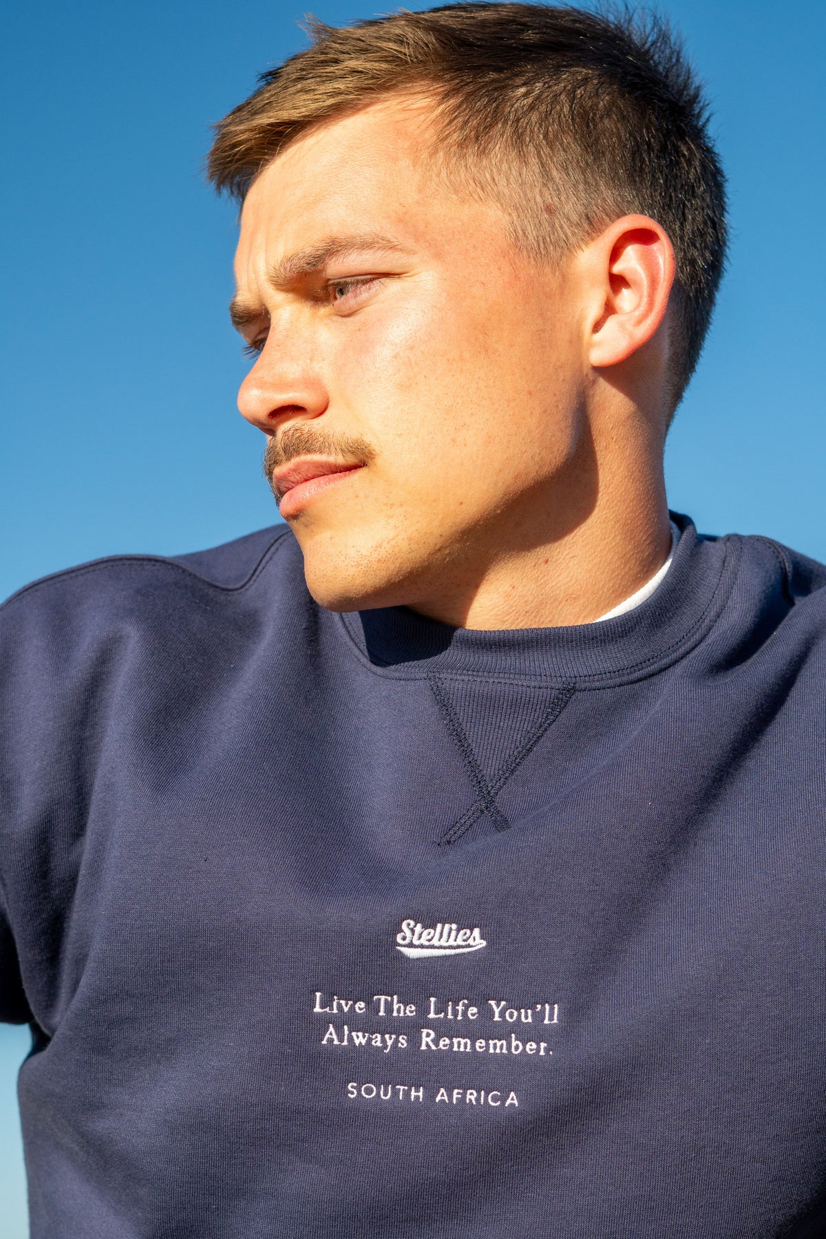 Prestige Relaxed Pullover in Navy