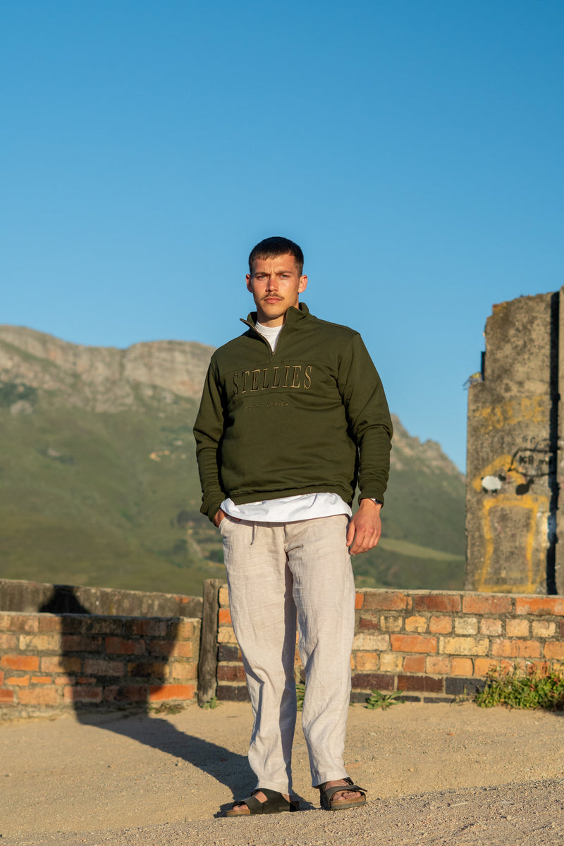 Signature Quarter–Zip Pullover in Olive