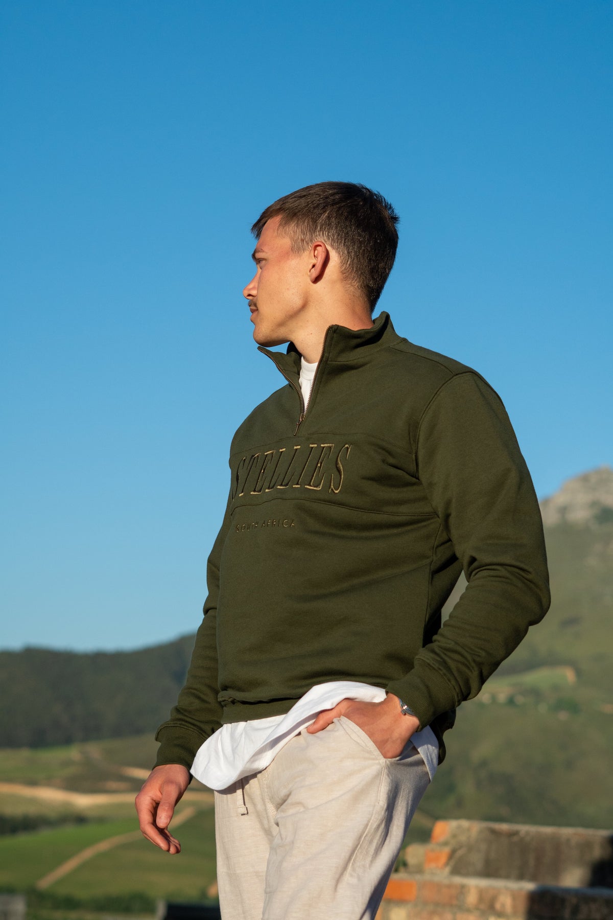 Signature Quarter–Zip Pullover in Olive
