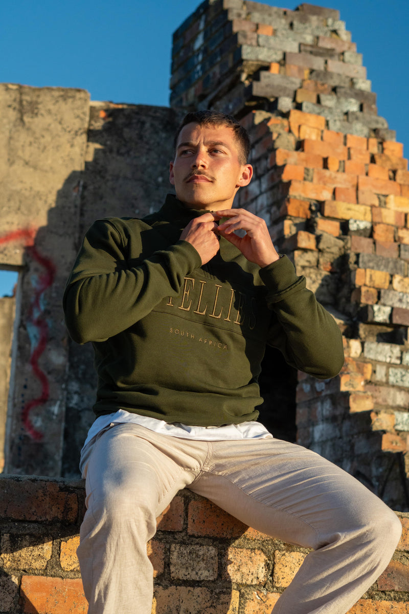 Signature Quarter–Zip Pullover in Olive