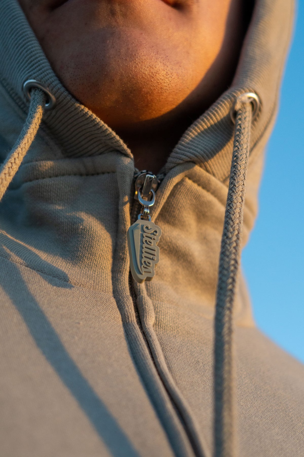 The Luxe Zip-Up Fleece Hoodie in Fern Green