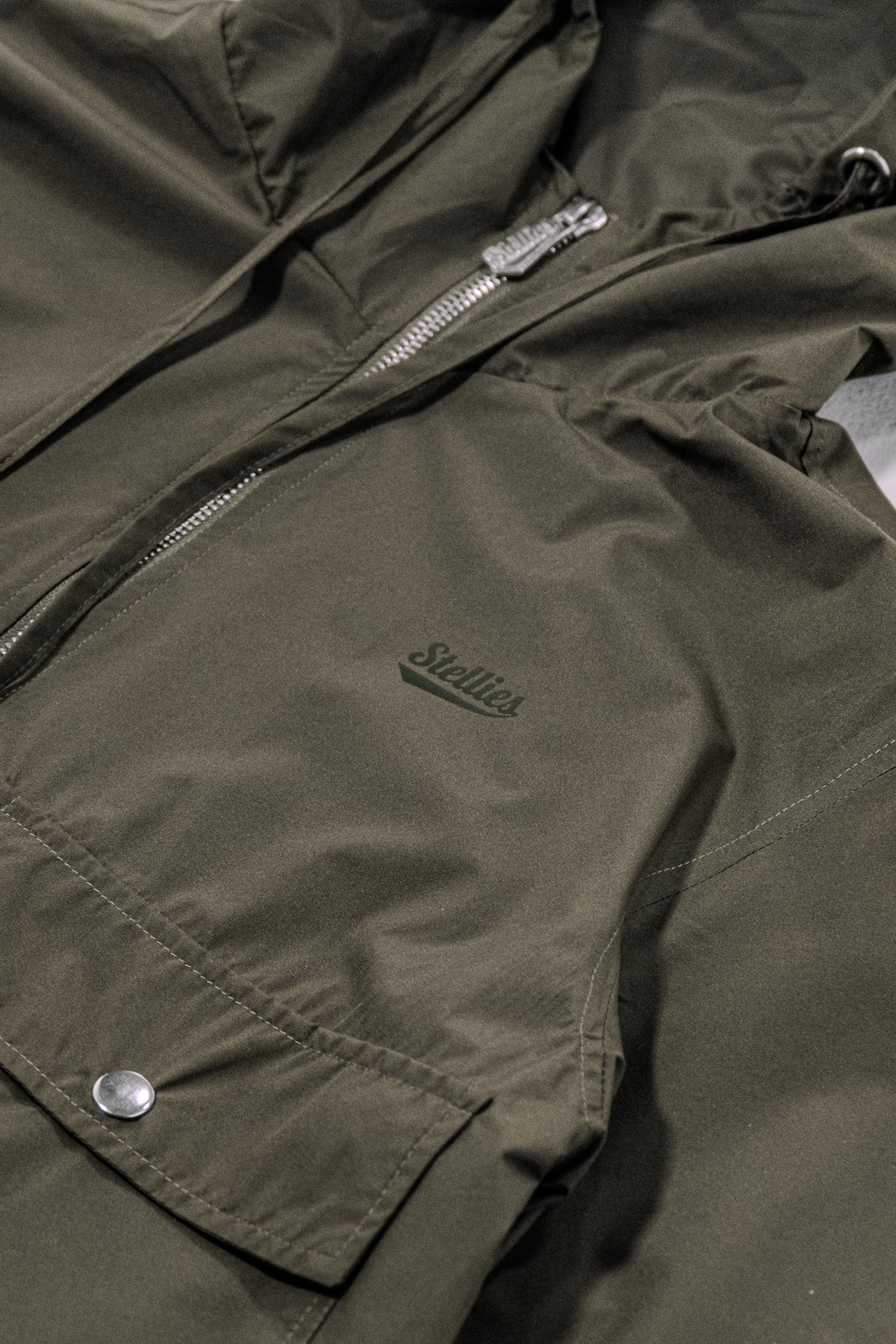 Demi Mid-Crop Zip Hood Jacket in Olive