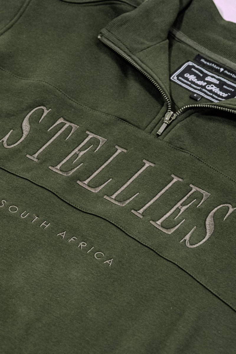 Signature Quarter–Zip Pullover in Olive