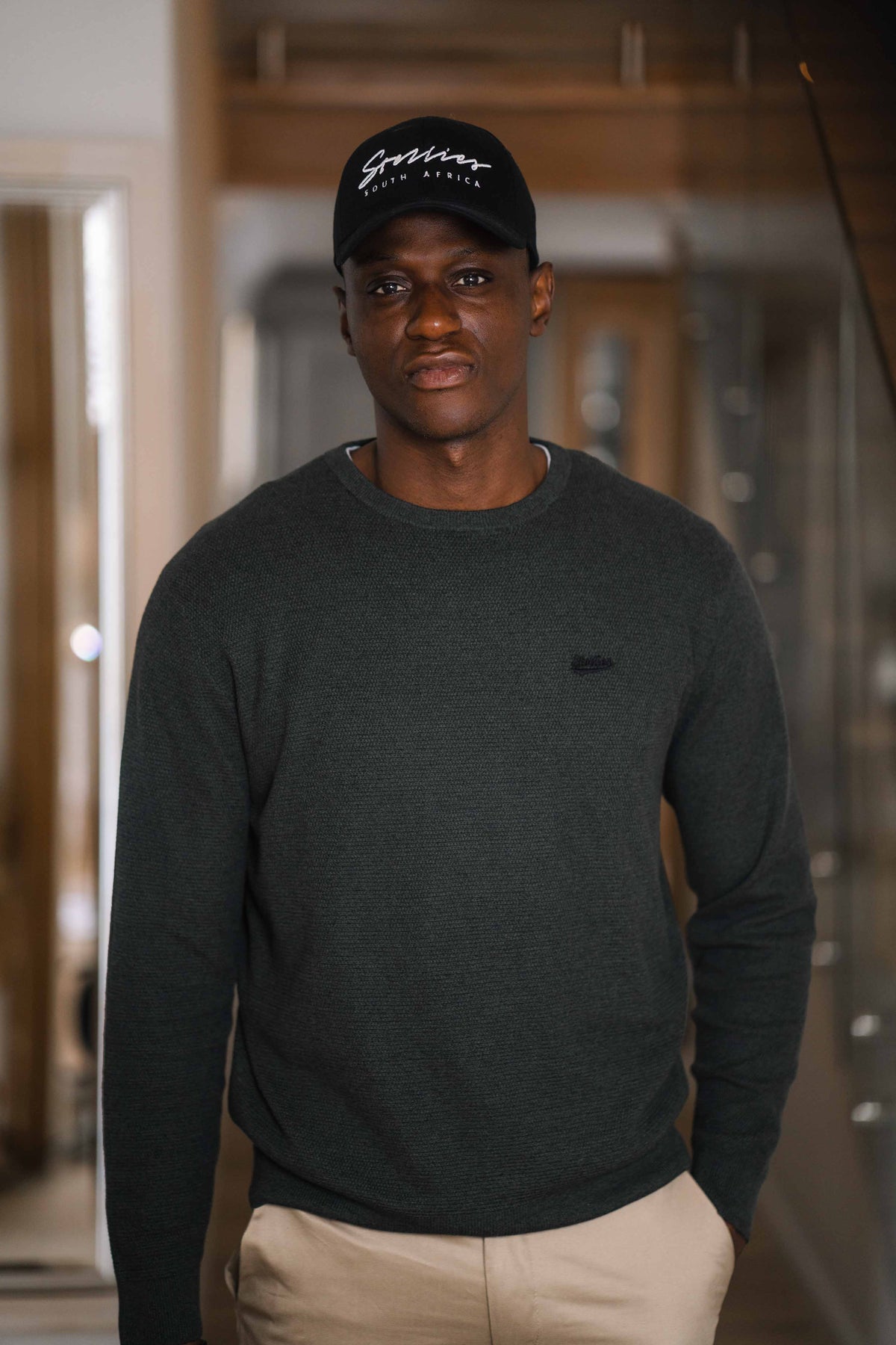 Script Curved Peak snap Back Cap - Monochrome