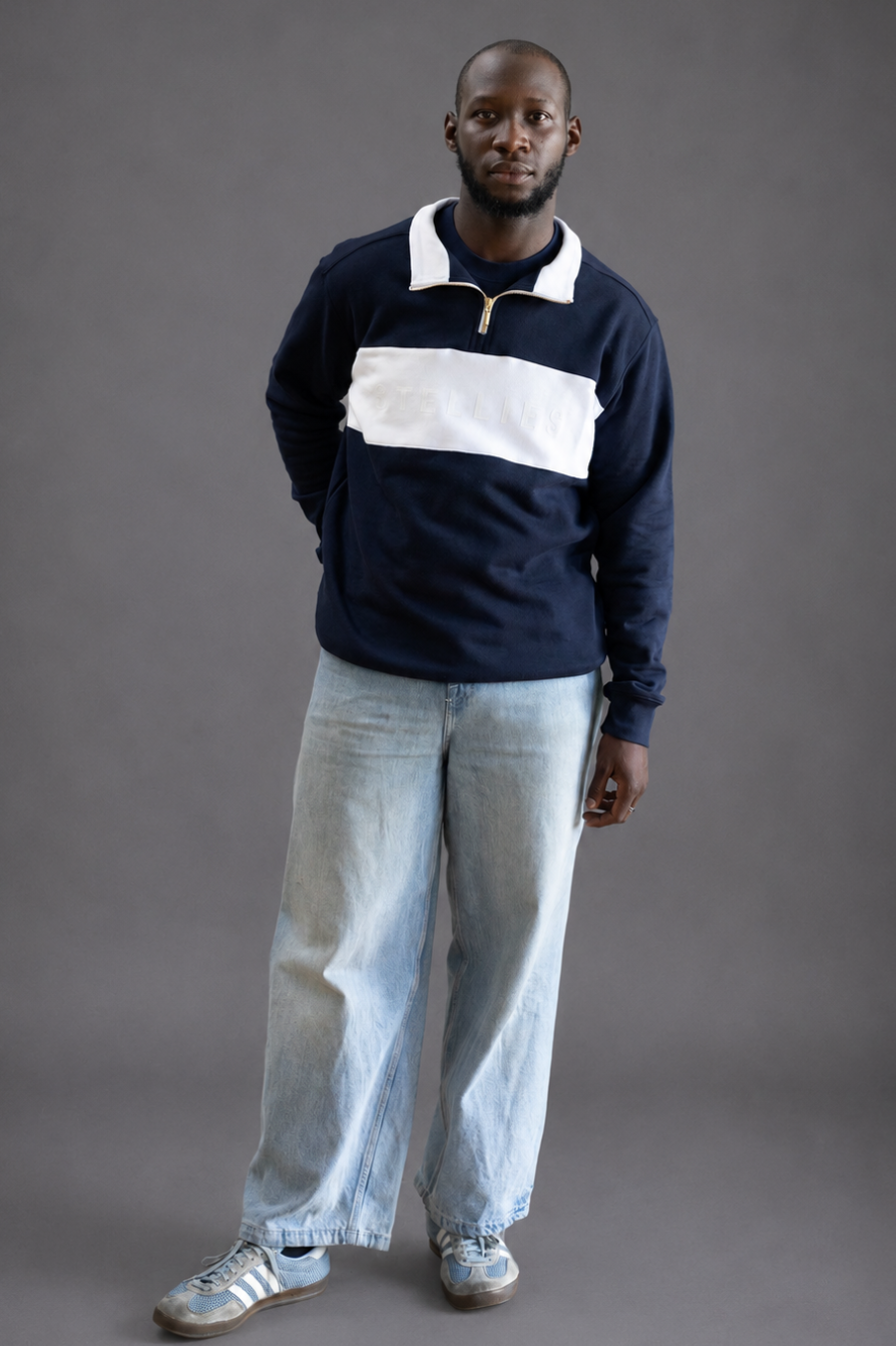 Classic Quarter-Zip Pullover in Navy with White
