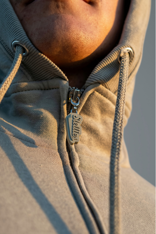 The Luxe Zip-Up Fleece Hoodie in Fern Green