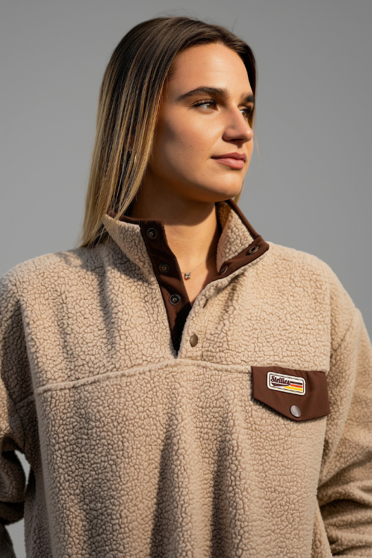 Retro Sherpa Popper Pullover in Taupe