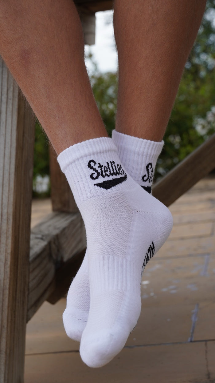Stellies Quarter Length Socks in Solid White