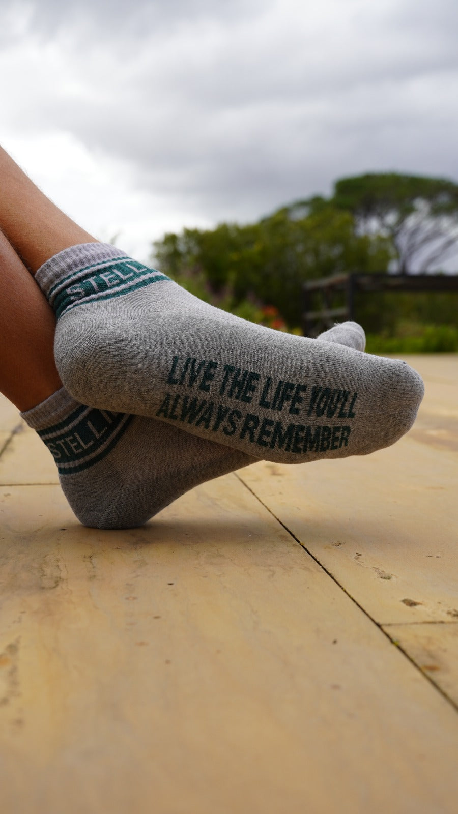 Stellies Quarter Length Socks in Heather Grey and Green