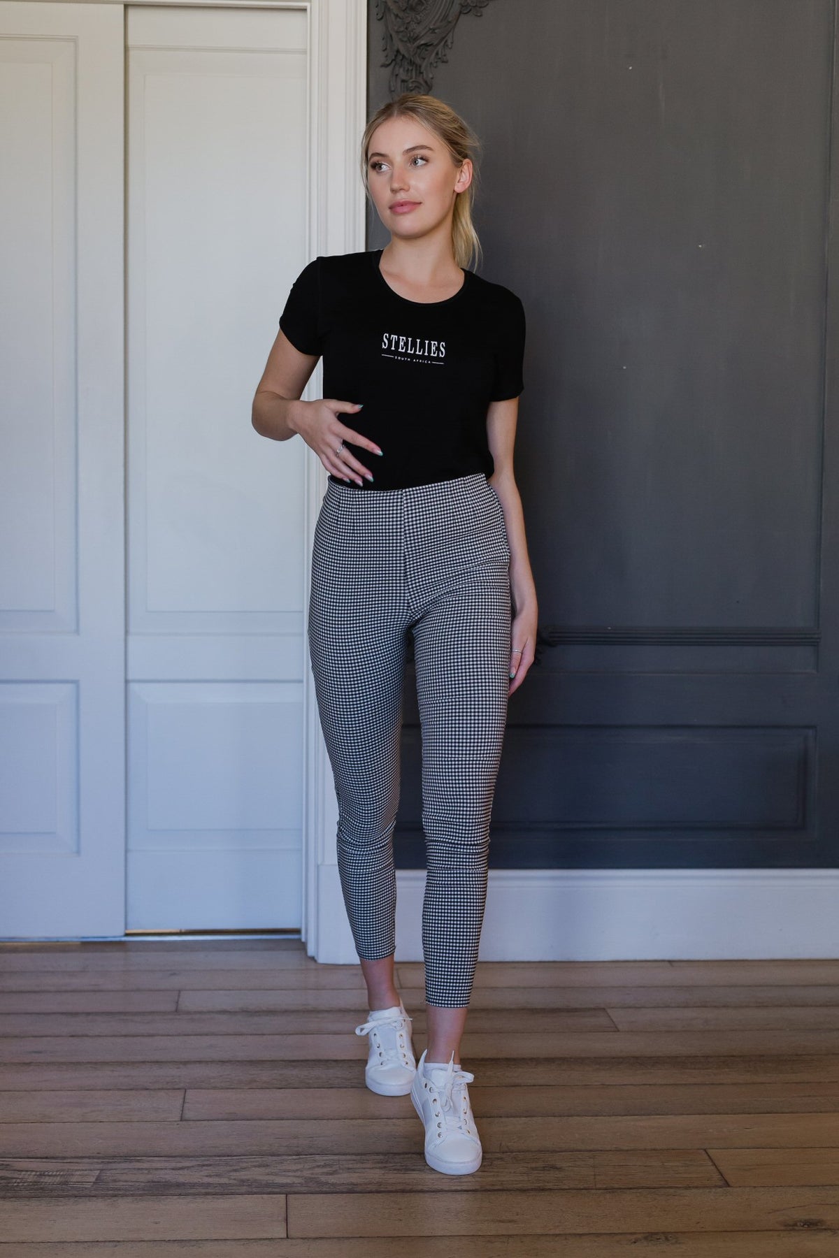 Essential T-shirt - Monochrome